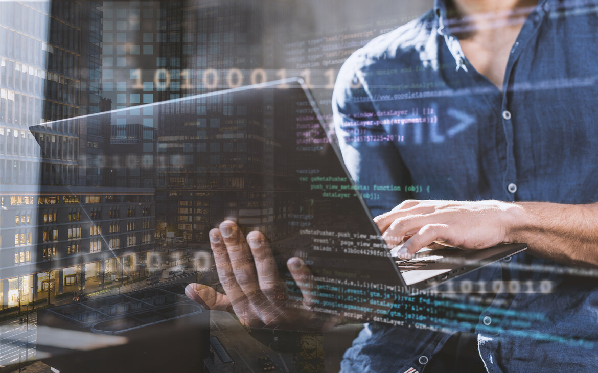 HTML- und CSS-Code mit Person