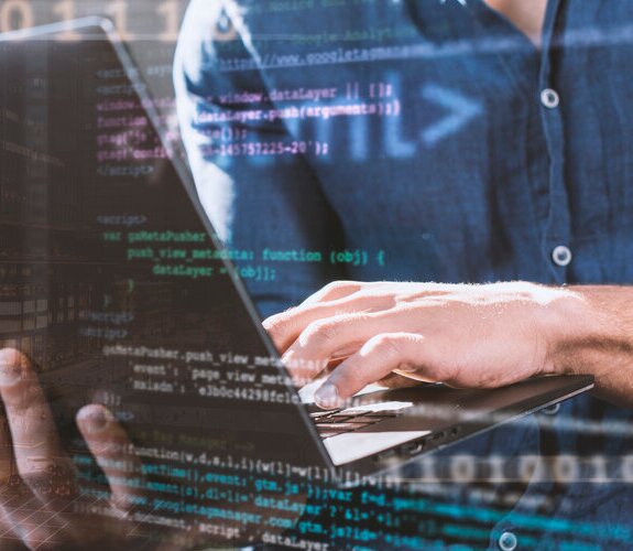 HTML- und CSS-Code mit Person